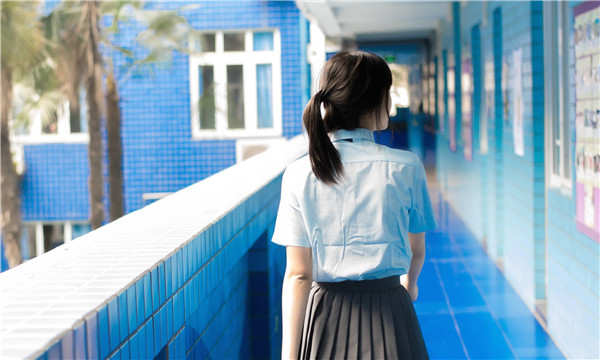 龙门镇如何找到一个可以帮助我生孩子的女人？